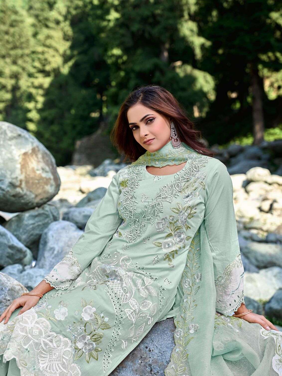 PEACH & GREEN PISTA BY TEXOFAB COTTON PAKISTANI HEAVY KURTI SET WITH DUPATTA 