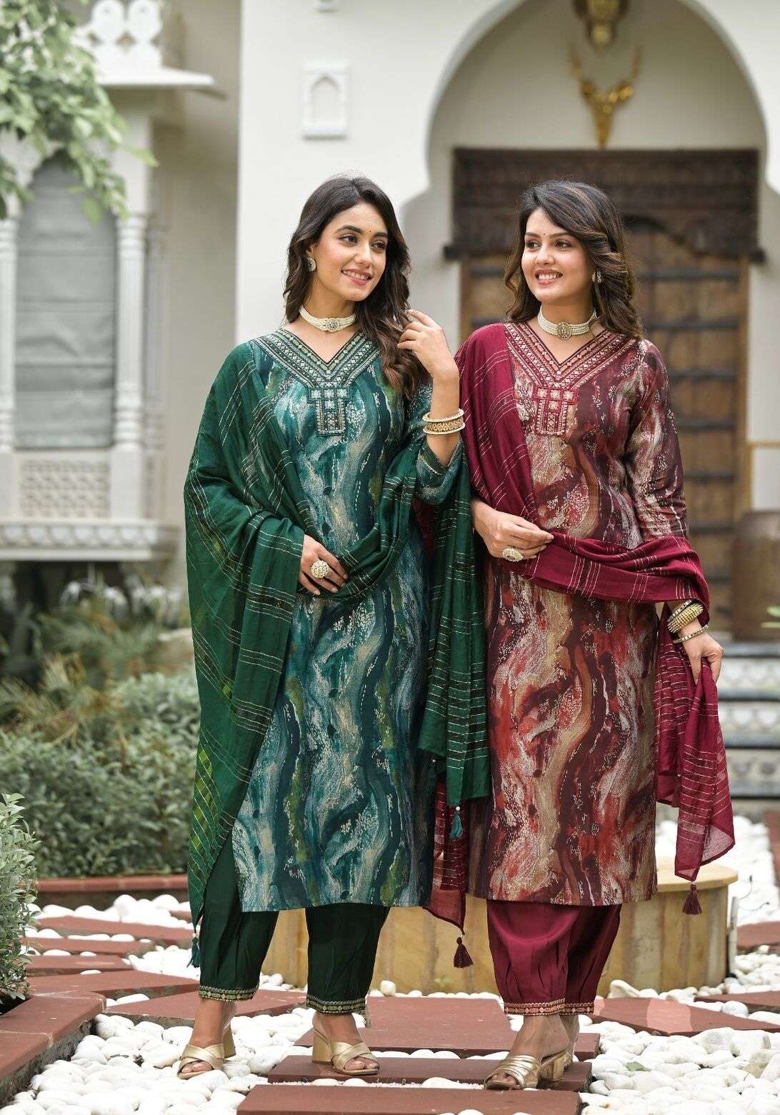 KHAZANA SUIT BY LABEL KHOJ IN MODAL SILK AFGANI PRINT WITH EMBROIDERY 