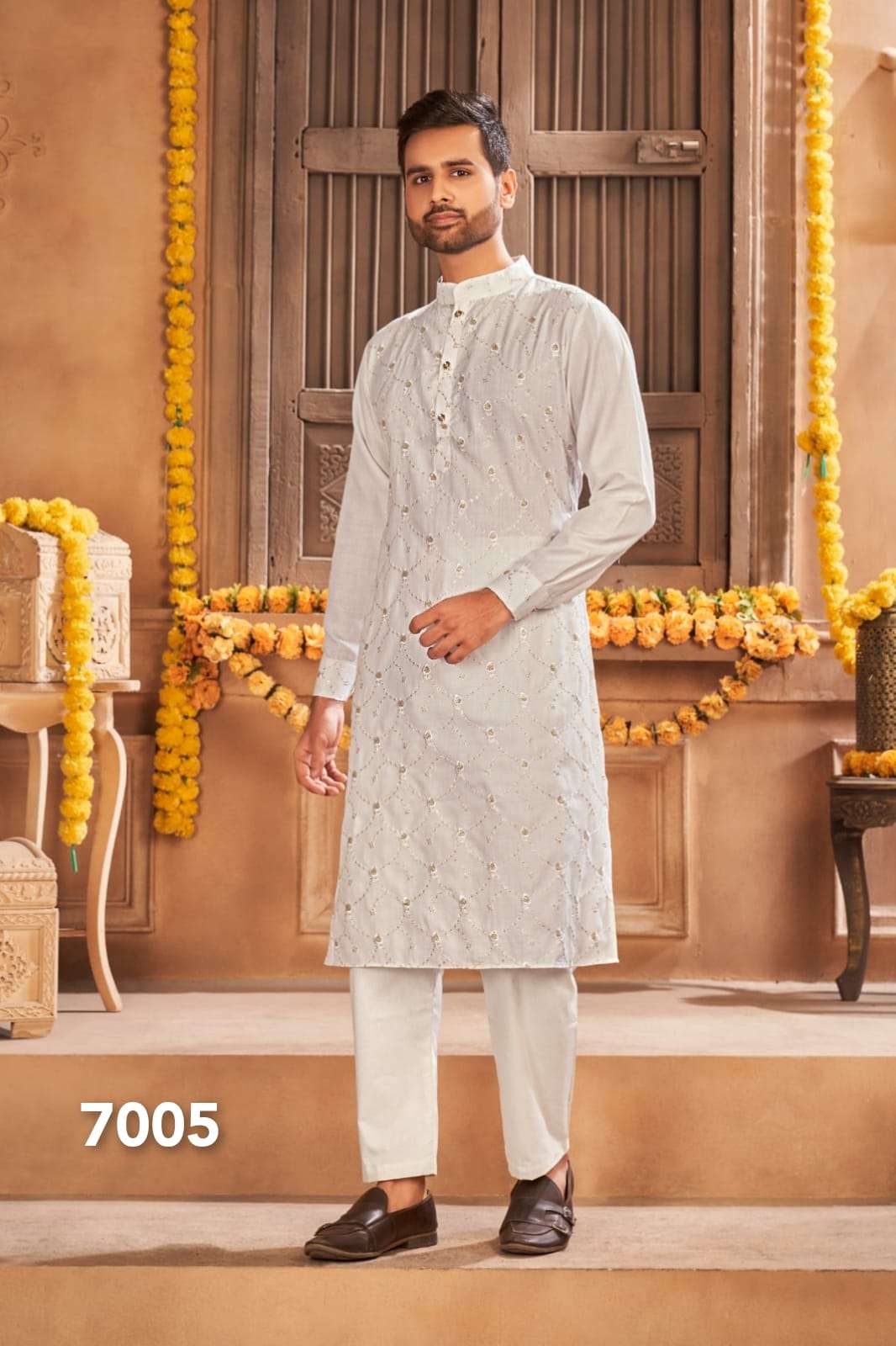 TEXOFAB WEDDING SEASON SPECIAL LUCKNOWI WORK COUPLE COLLECTION WHOLESALE SUPPLIER WHOLESALER LUCACCI DESIGNER SURAT