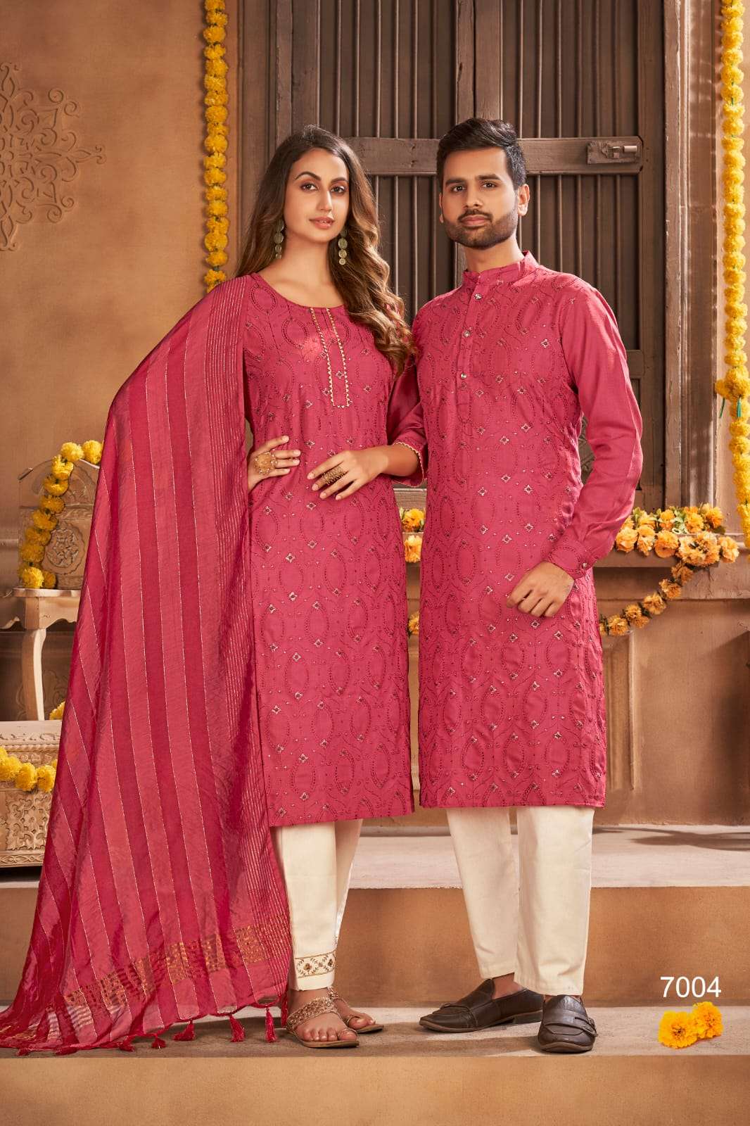 TEXOFAB WEDDING SEASON SPECIAL LUCKNOWI WORK COUPLE COLLECTION WHOLESALE SUPPLIER WHOLESALER LUCACCI DESIGNER SURAT