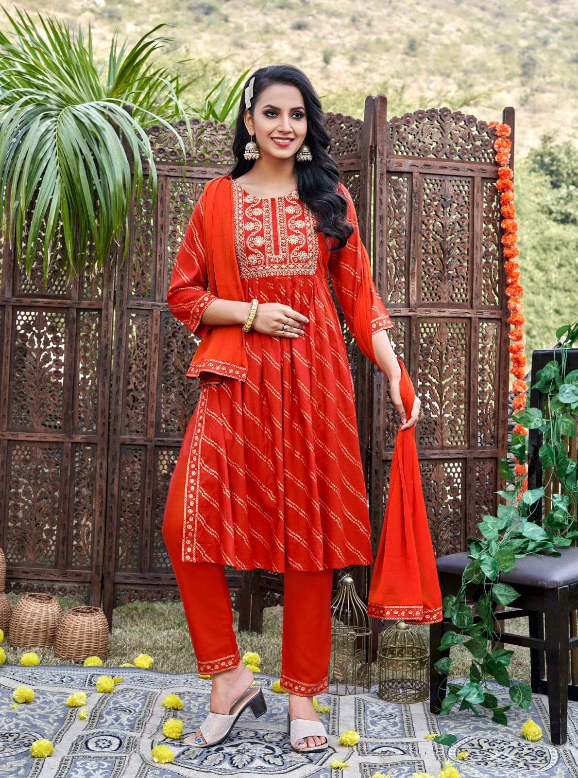 GUNGUN CATALOUGE BY TIPS & TOPS 