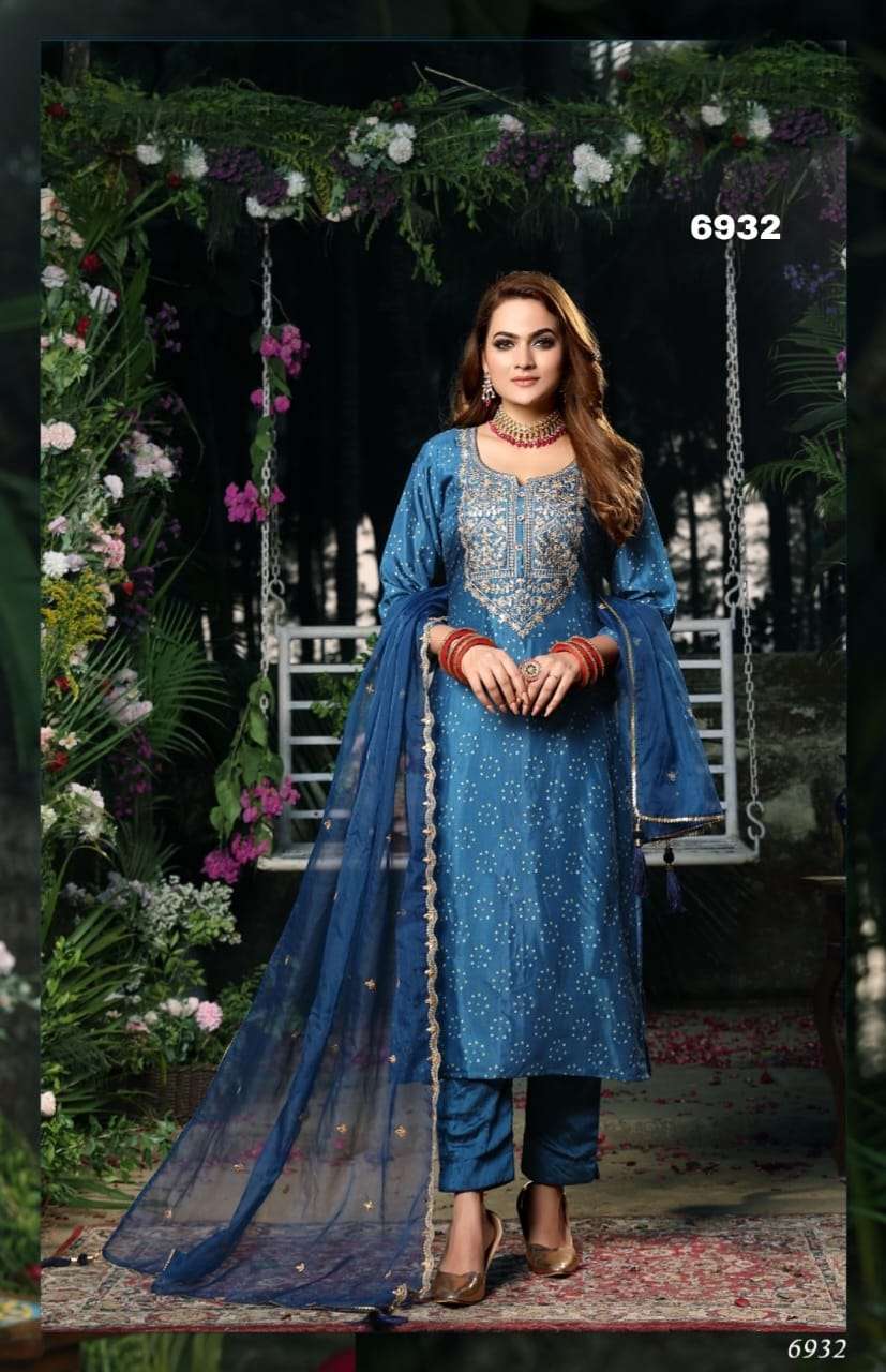 PIROHI BY BARKHA PRESENTING D.NO 6932 KURTI PANT WITH DUPATTA