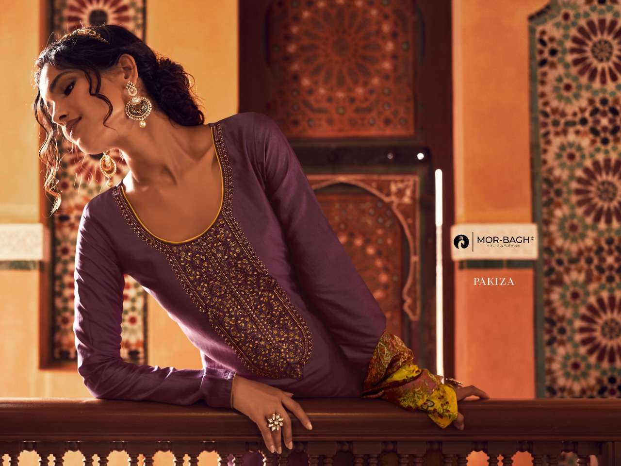 PREMIUM SILK CATALOGE PKIZA BY AASHIRWAD CREATION 