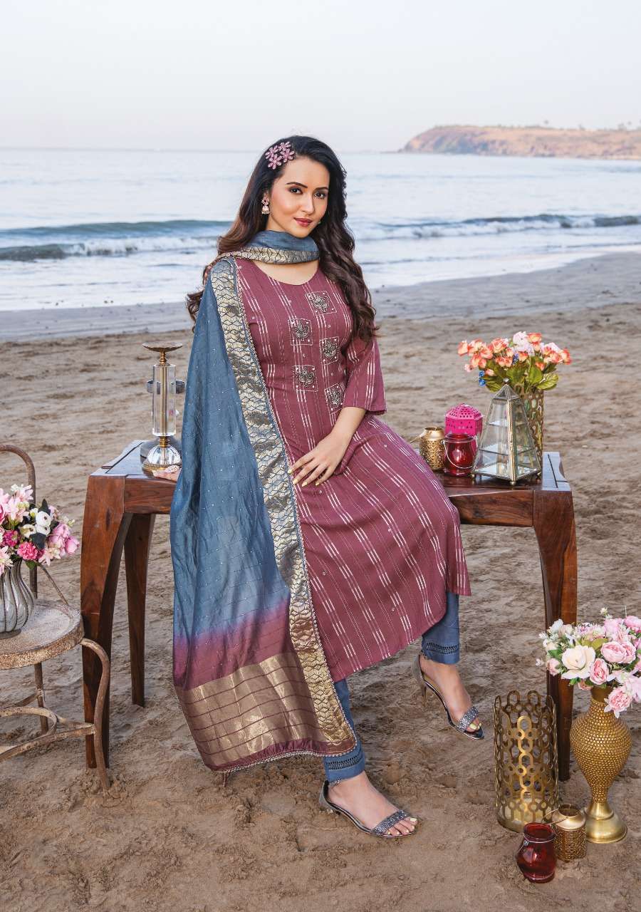 WANNA LOOKS PRESENT SARGAM VOL 7   3PCS COLLECTION