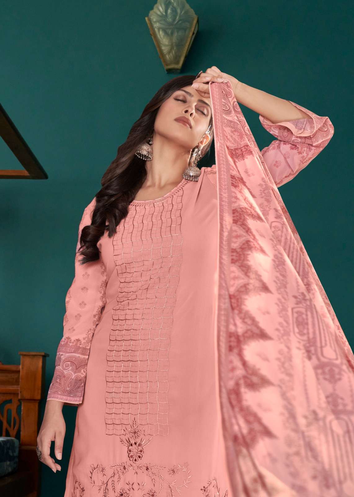 QASR LAUNCHING THE NEW CATALOGUE SYRINX 3PCS CONCEPT KURTI PANT WITH DUPATTA-WHOLESALE DEALER SURAT