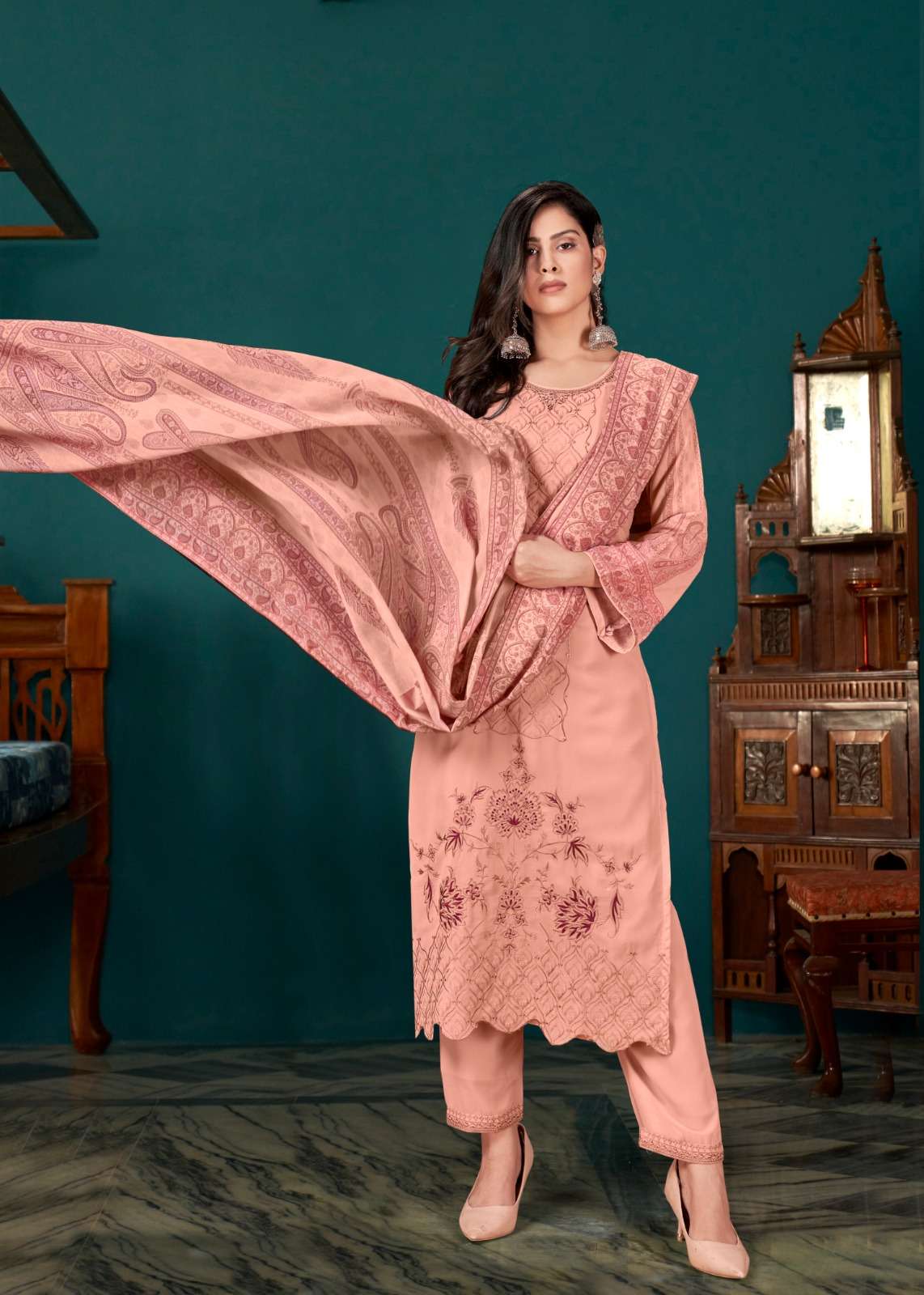 QASR LAUNCHING THE NEW CATALOGUE SYRINX 3PCS CONCEPT KURTI PANT WITH DUPATTA-WHOLESALE DEALER SURAT