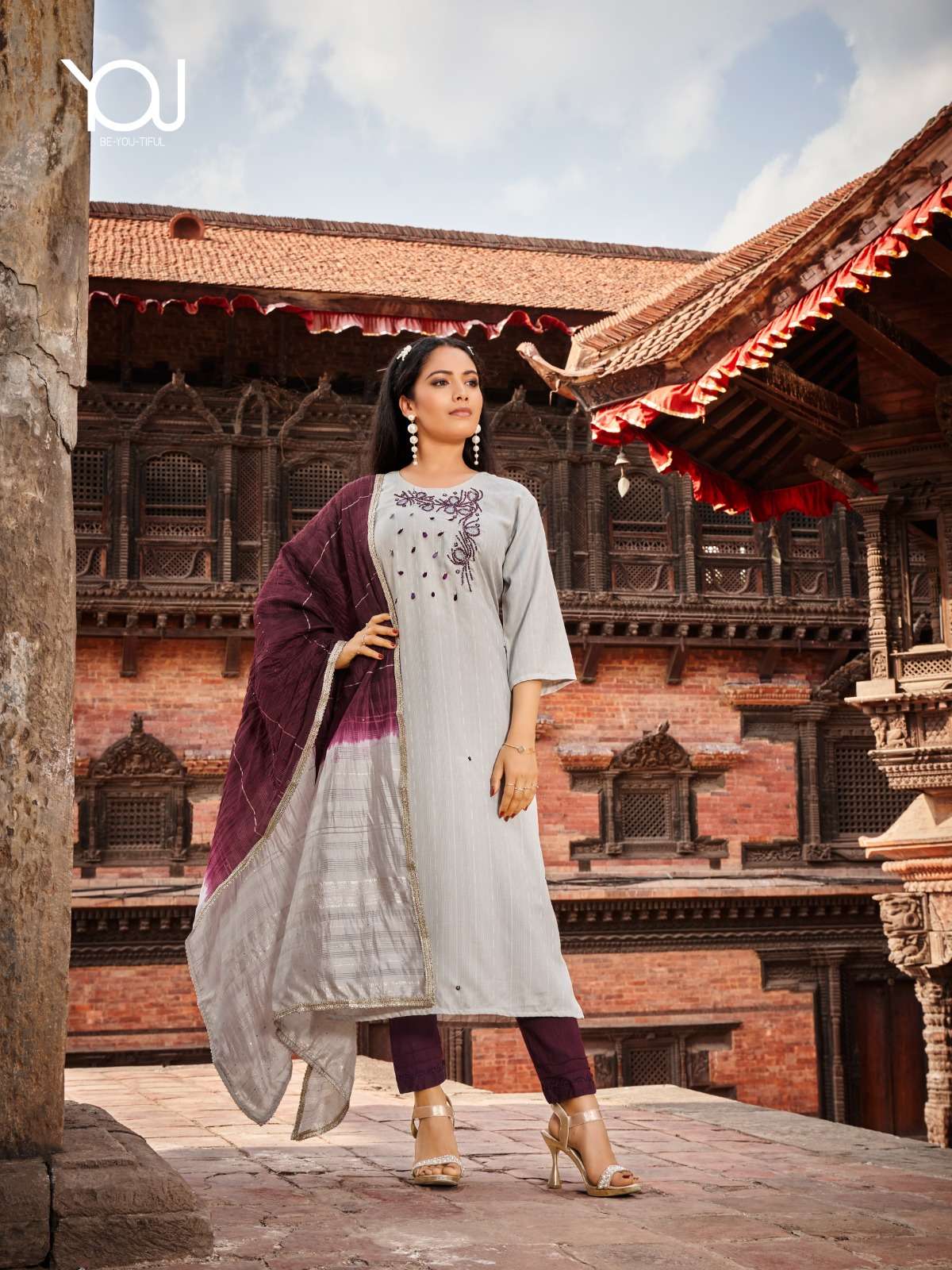 BE-YOU-TIFUL YOU WANNA LAUNCH NEW CATALOUGE SAMARA 