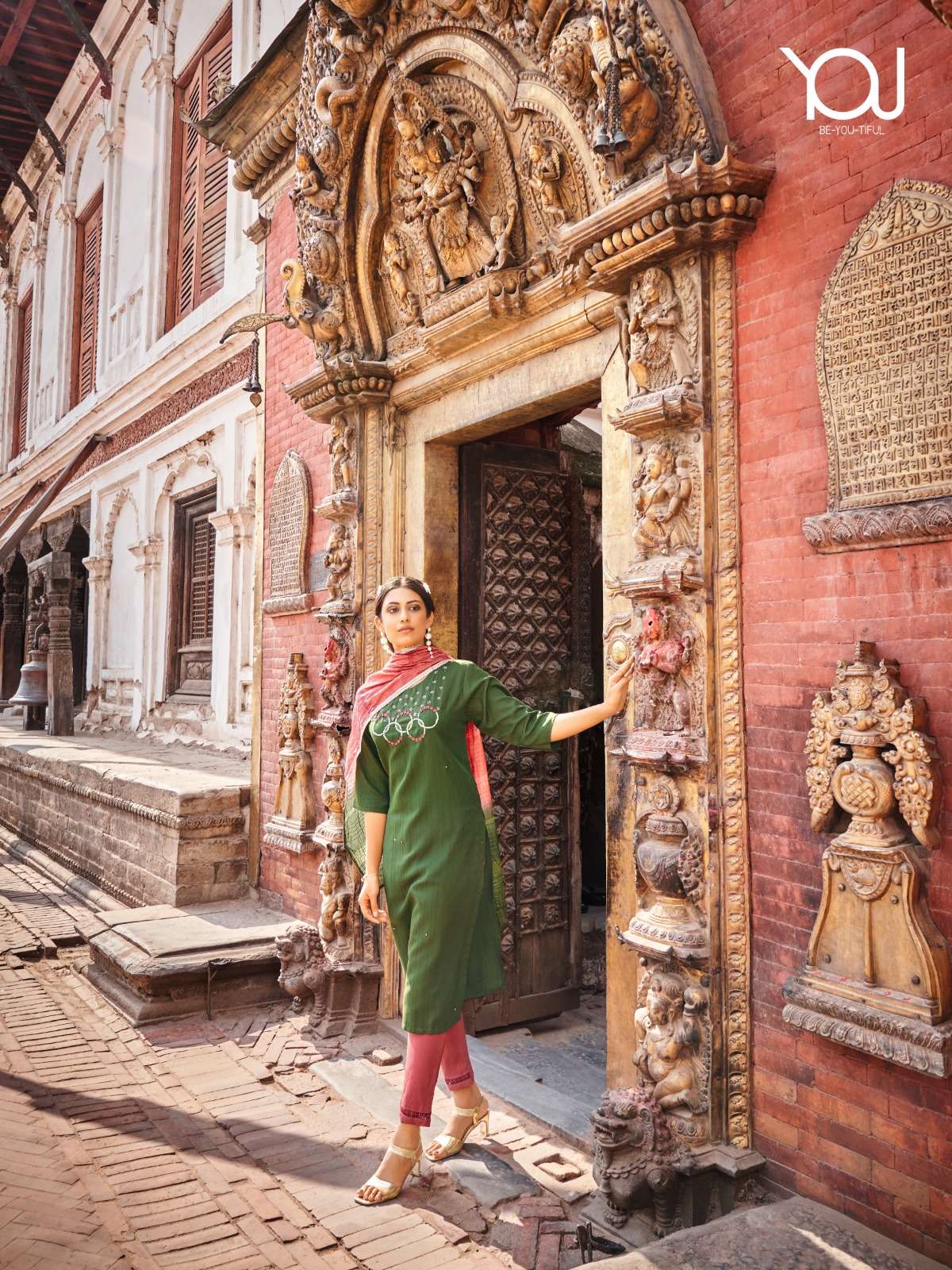 BE-YOU-TIFUL YOU WANNA LAUNCH NEW CATALOUGE SAMARA 