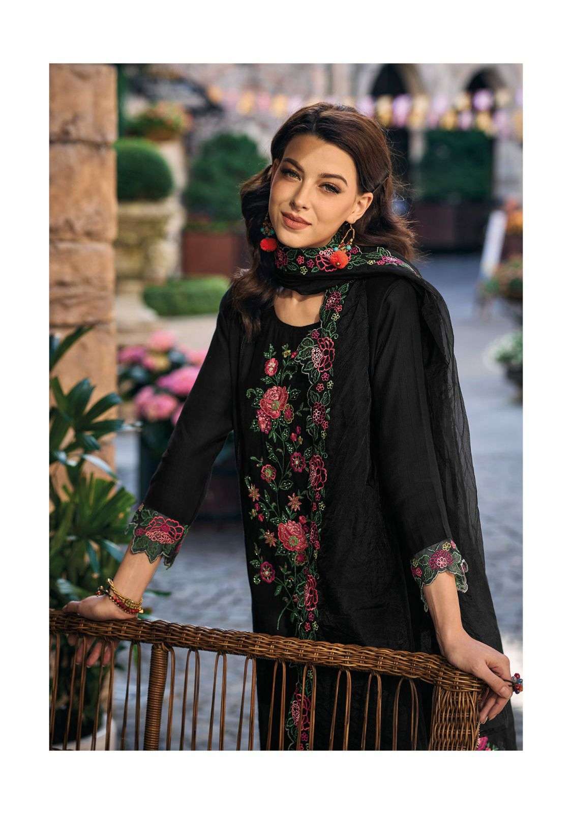 LADY LEELA LAUNCH NEW CATALOUGE SHIDDAT 