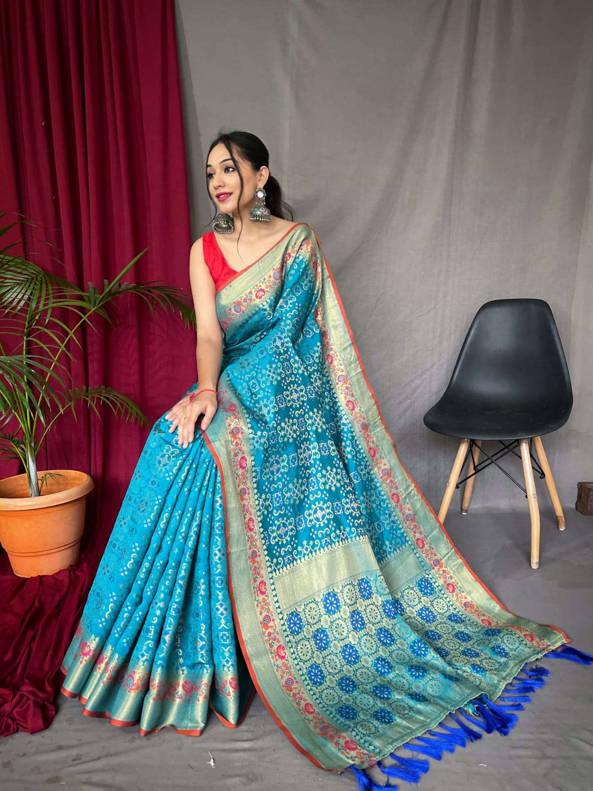 LUCACCI DESIGNER LAUNCH NEW CATALOUGE BANDHEJ PATOLA DESIGN NO-551