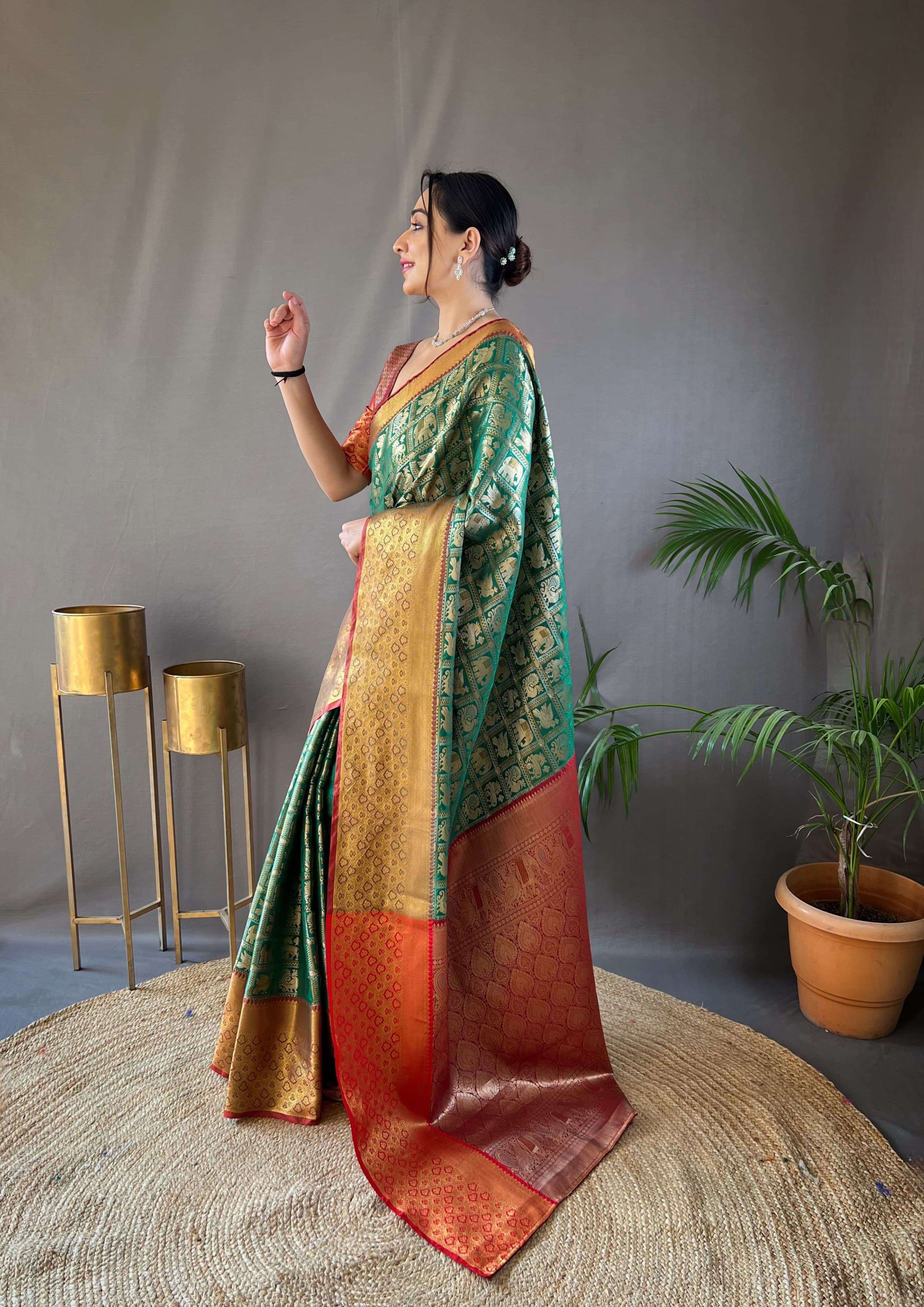 LUCACCI DESIGNER LAUNCH NEW CATALOUGE  KAJAL 007