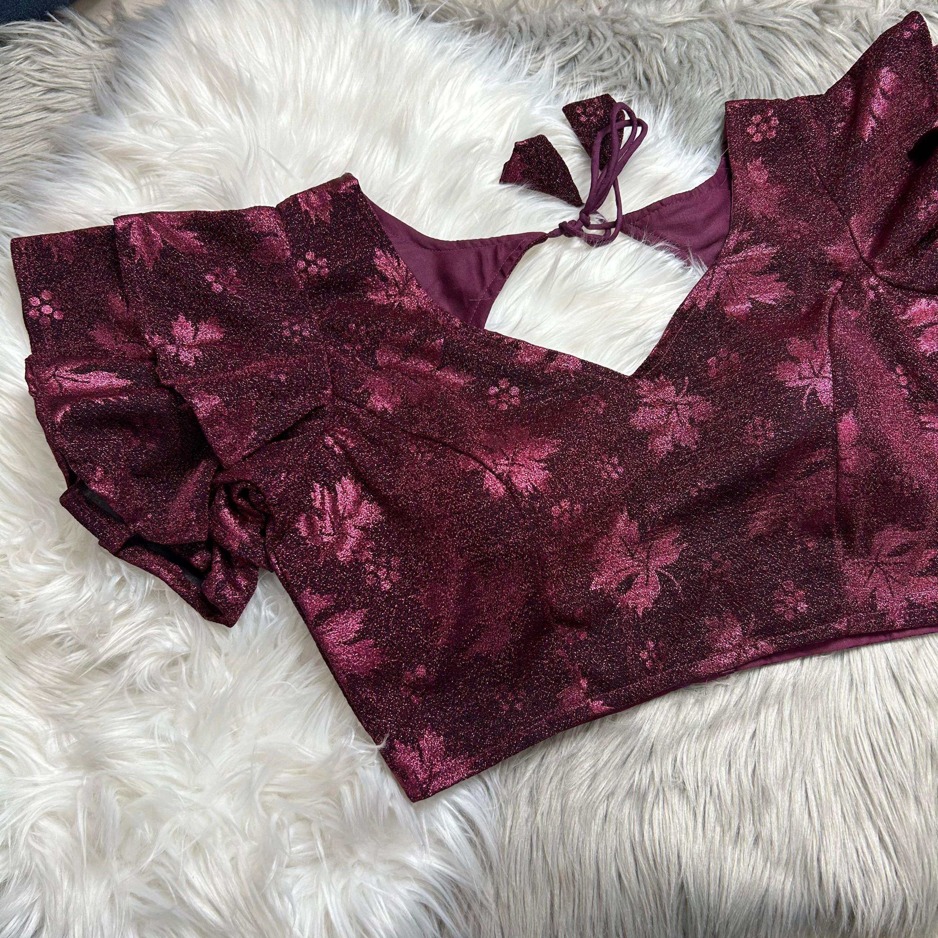 LUCACCI DESIGNER PRESENTS NEW CATALOUGE COLOUR CHERRY