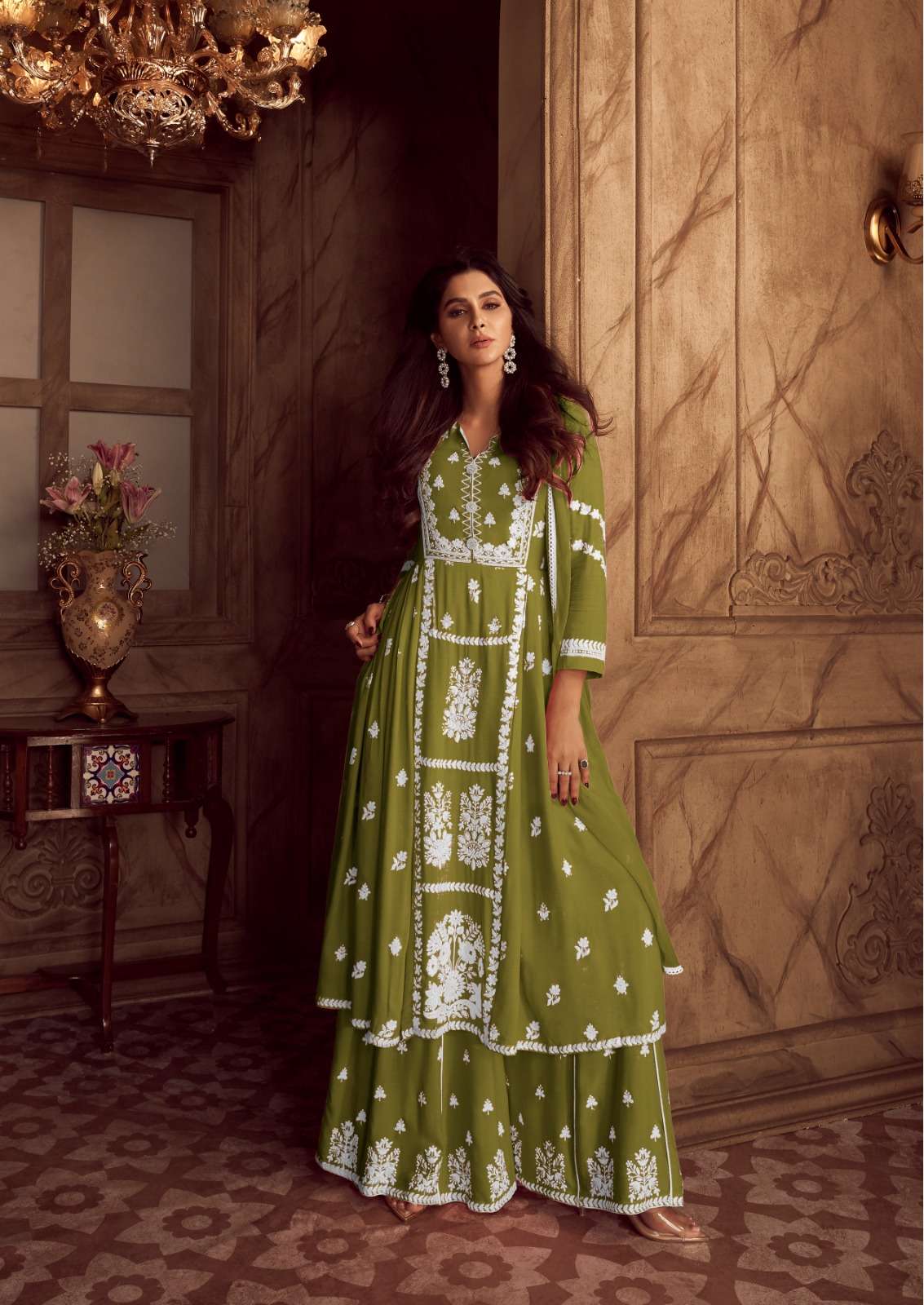 VAMIKA PRESENTS NEW CATALOUGE LAKHNAVI VOL-4 DARK COLOR DESIGN 1023-P