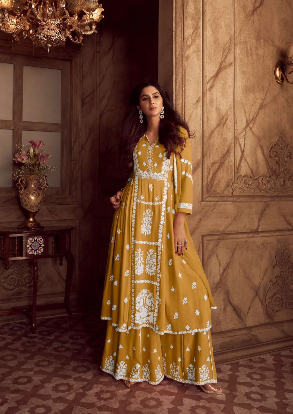 VAMIKA PRESENTS NEW CATALOUGE LAKHNAVI VOL-4 DARK COLOR DESIGN 1023-Q