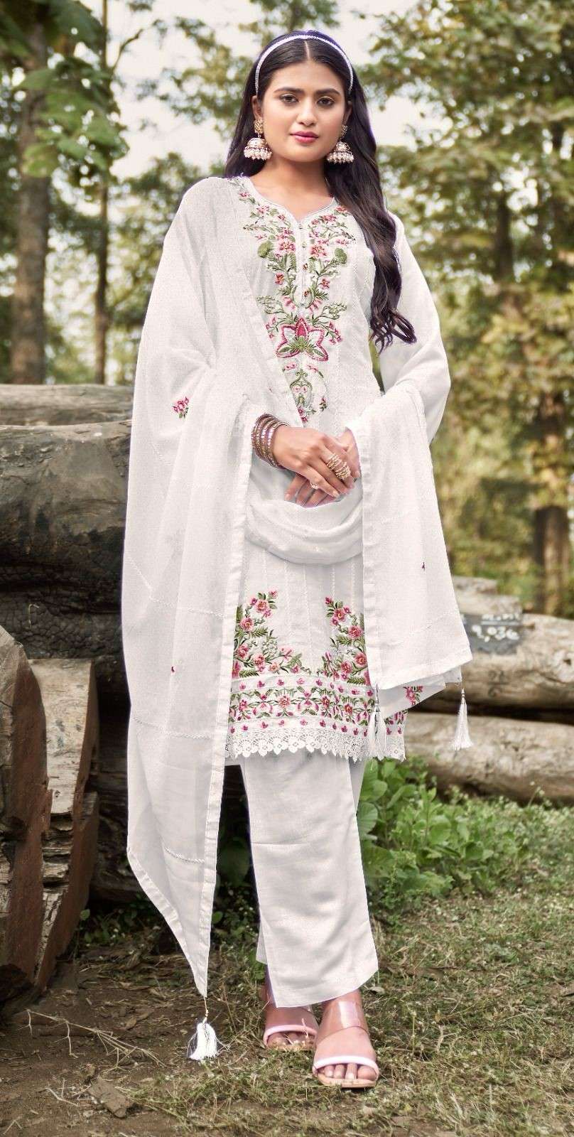 ZARQASH BRAND LAUNCH NEW CATALOUGE D. No :201 A 