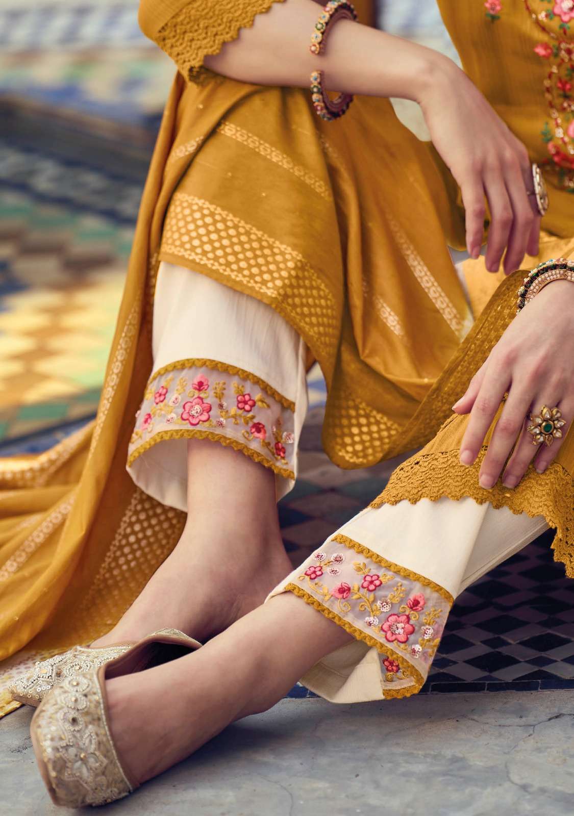 LILY & LALI PRESENTS NEW SINGLE CATALOUGE MARYAM DESIGN NO-10801