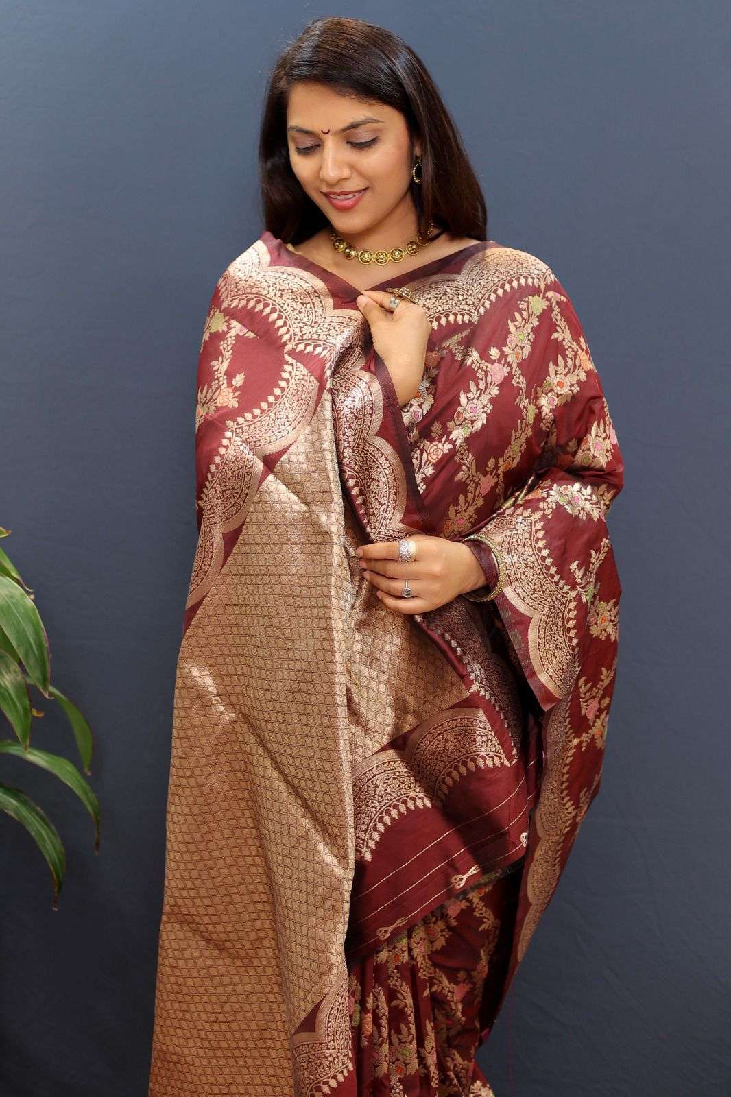 LUCACCI DESIGNER PRESENTS NEW CATALOUGE JALAR SILK DESIGN NO-5002