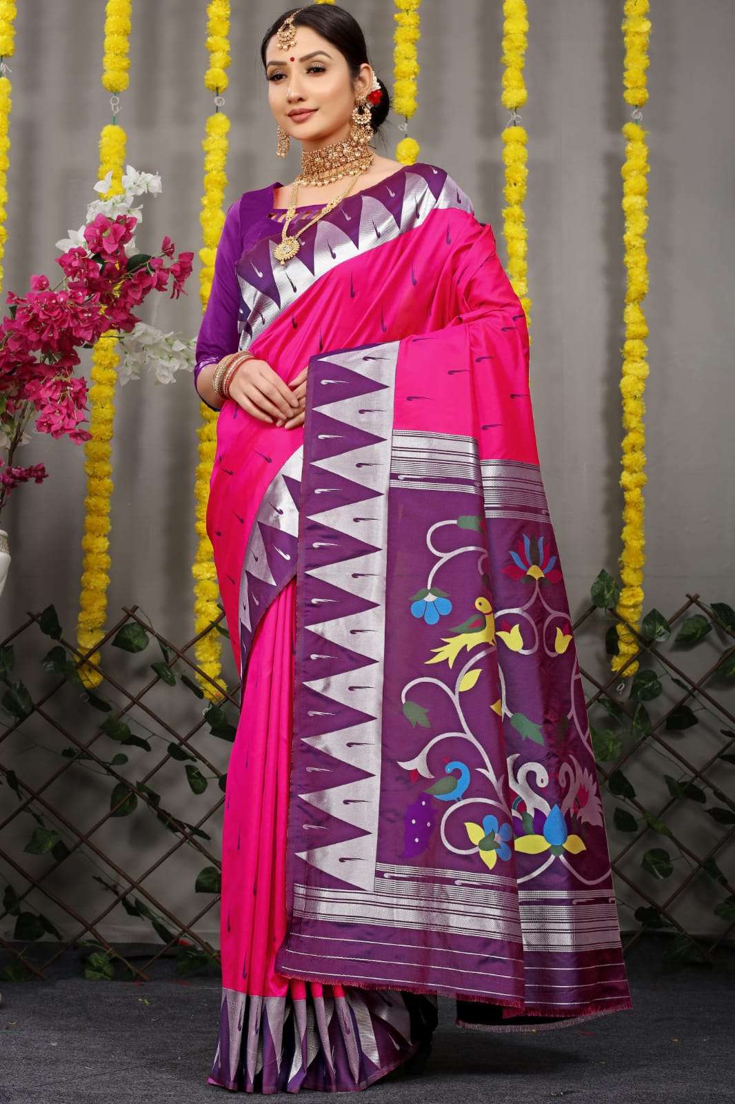 LUCACCI DESIGNER PRESENTS NEW CATALOUGE MUNIYA PAITHANI DESIGN NO-04