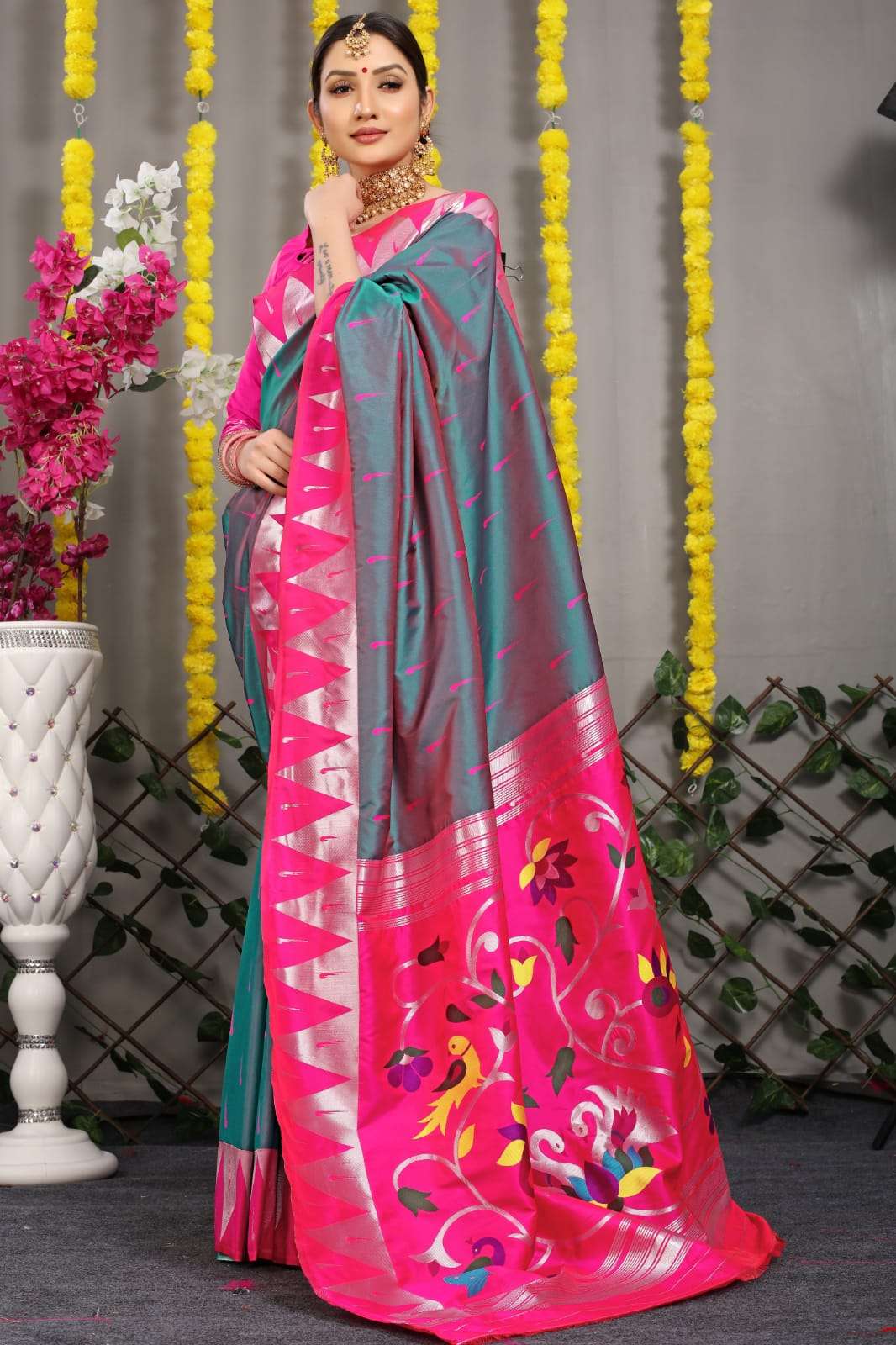 LUCACCI DESIGNER PRESENTS NEW CATALOUGE MUNIYA PAITHANI DESIGN NO-10