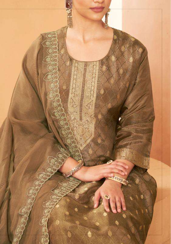 QASR PRESENTS NEW CATALOUGE TAASHI 