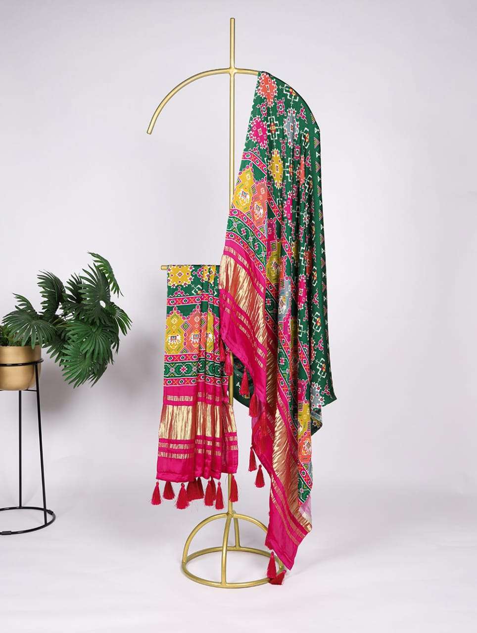 TEXOFAB PRESENTS NEW COLLECTION OF DUPATTA CATALOUGE 4033PNK