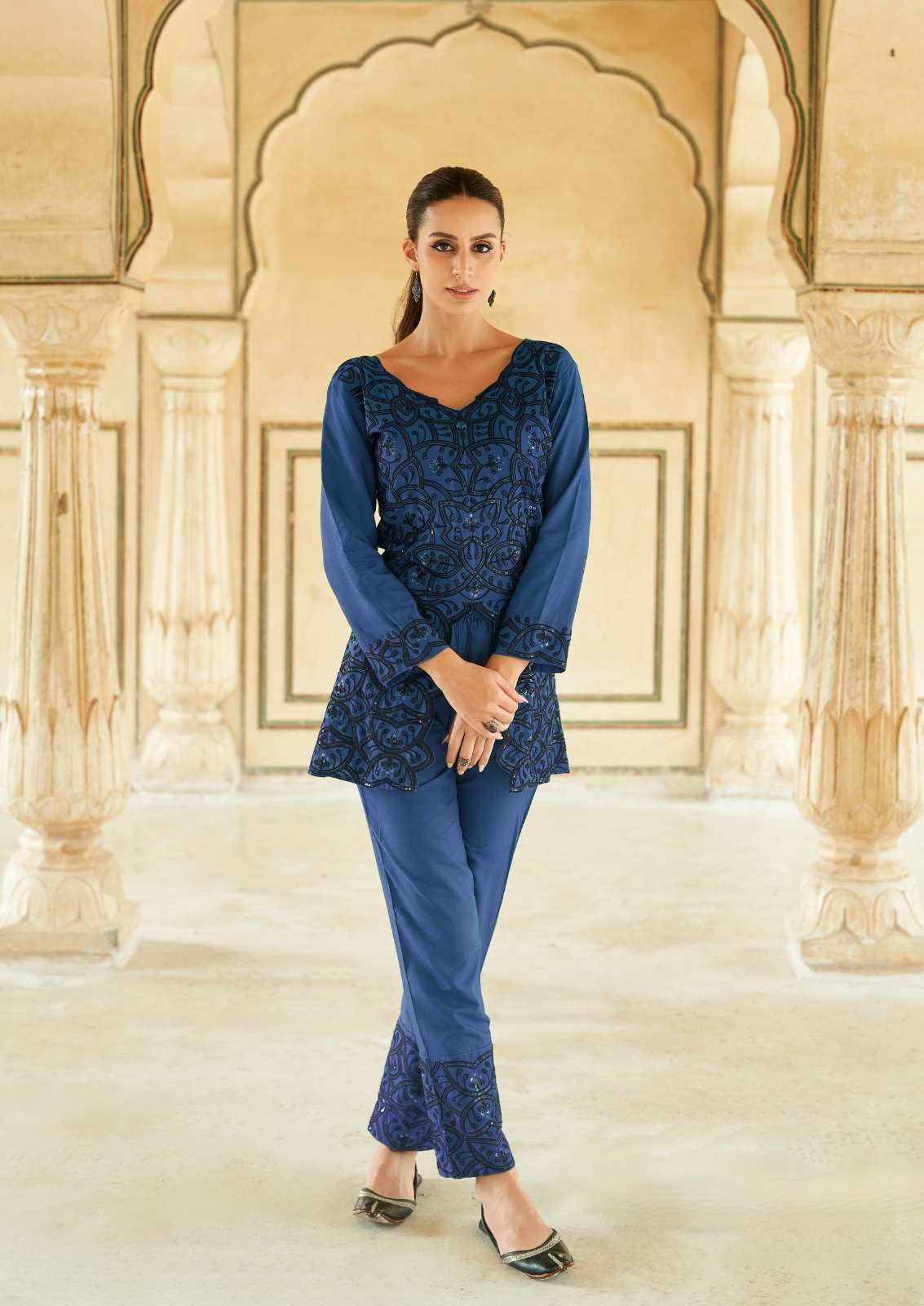 VAMIKA PRESENTS NEW CATALOUGE VERONA