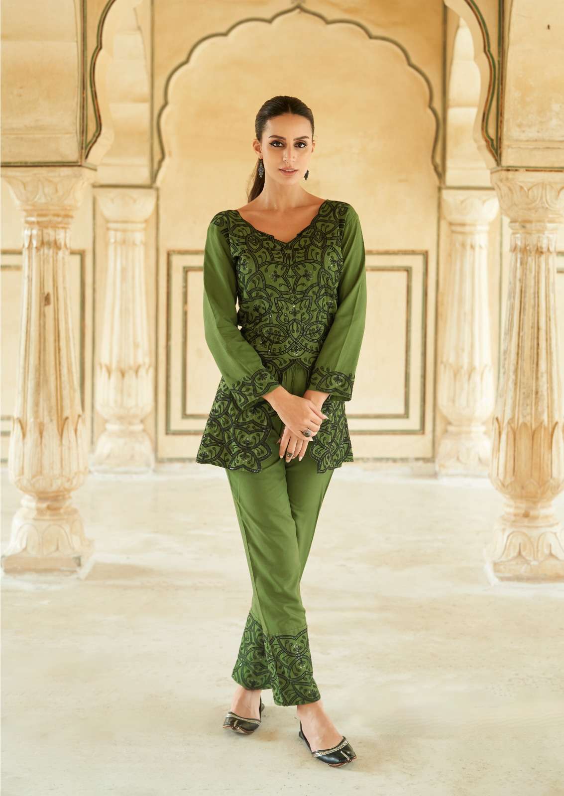 VAMIKA PRESENTS NEW CATALOUGE VERONA