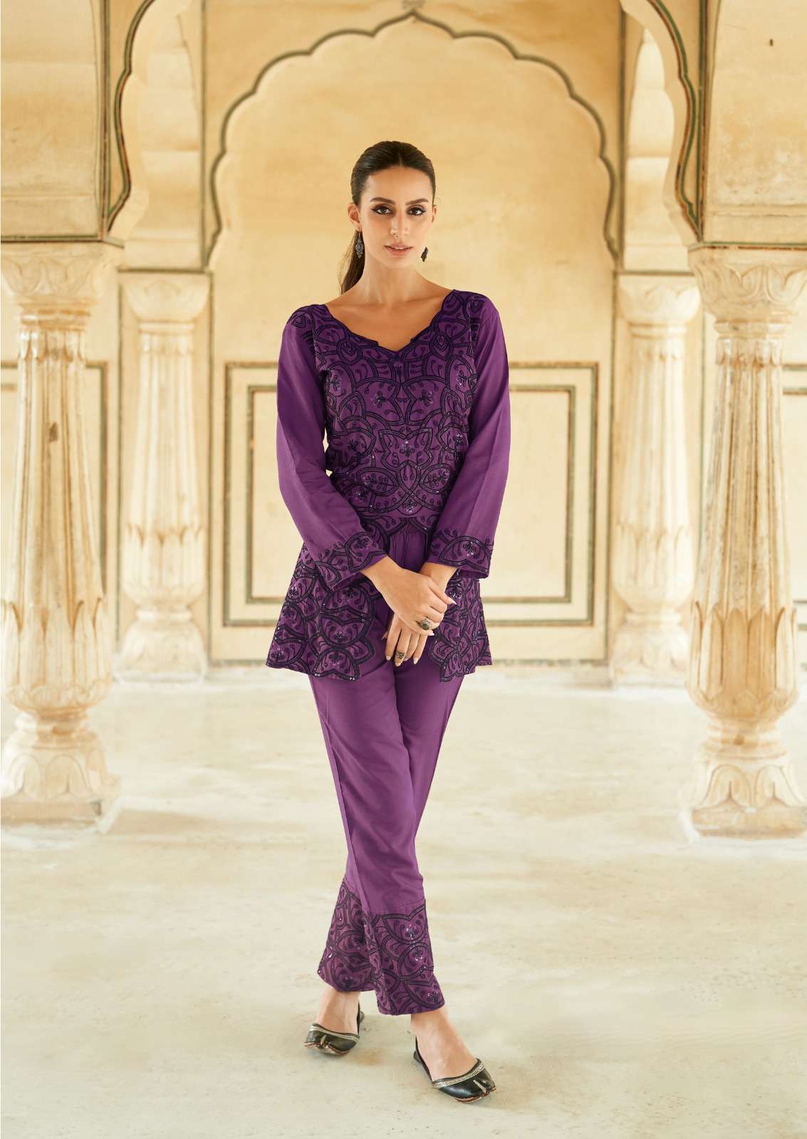 VAMIKA PRESENTS NEW CATALOUGE VERONA