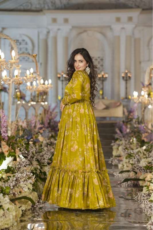 LUCACCI DESIGNER PRESENTS NEW CATALOUGE SUMMER KILL DESIGN NO-102