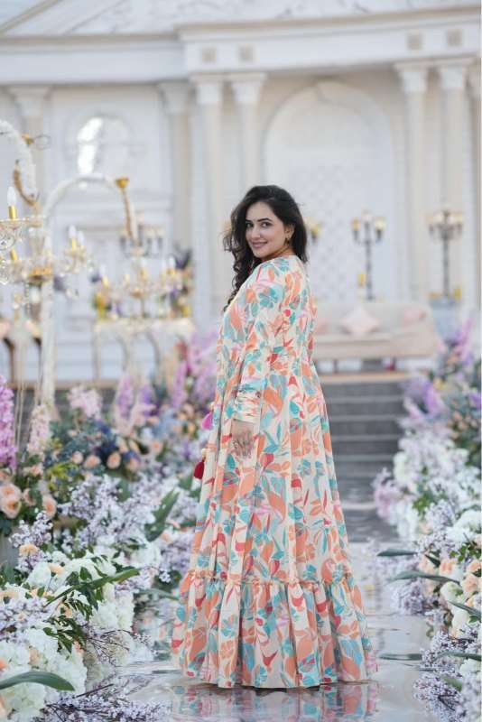 LUCACCI DESIGNER PRESENTS NEW CATALOUGE SUMMER KILL DESIGN NO-104