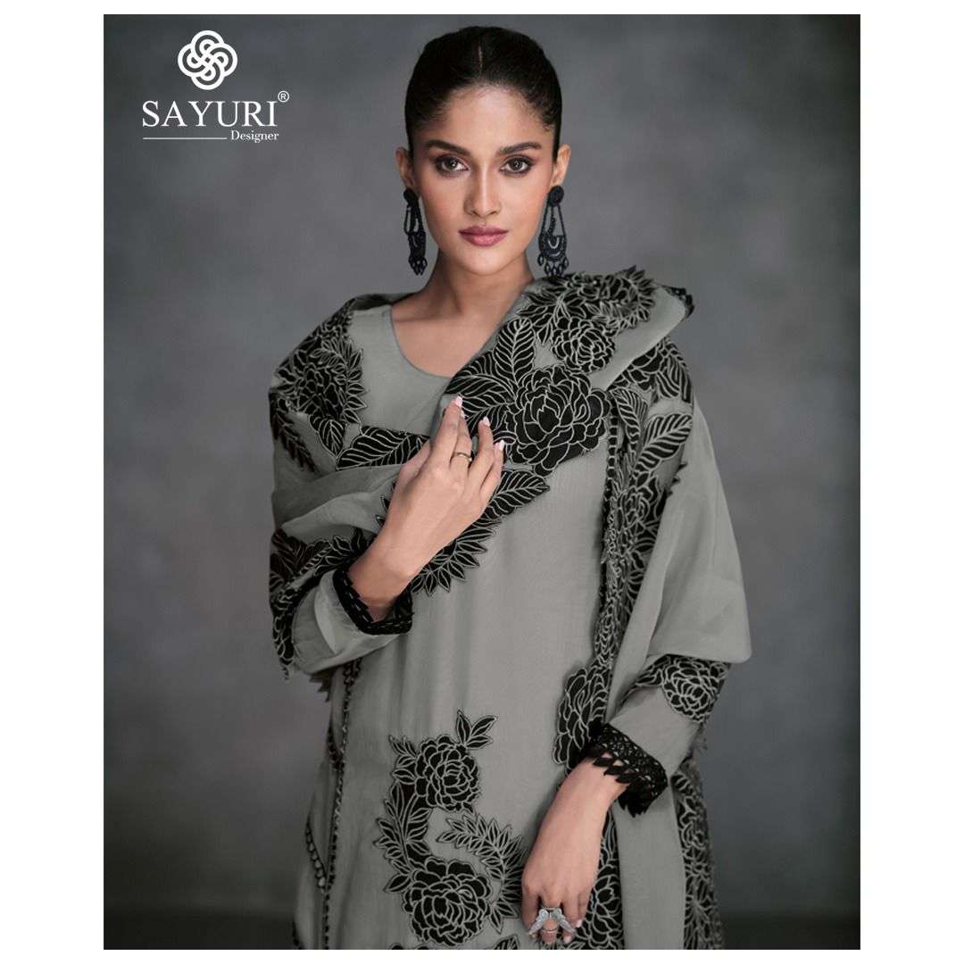 SAYURI DESIGNER PRESENTS NEW CATALOUGE NAZIA 