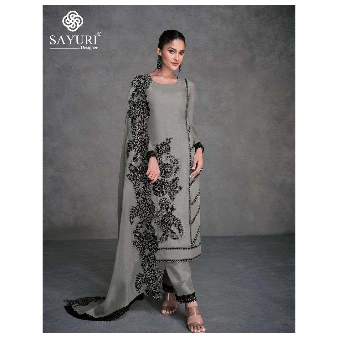 SAYURI DESIGNER PRESENTS NEW CATALOUGE NAZIA 