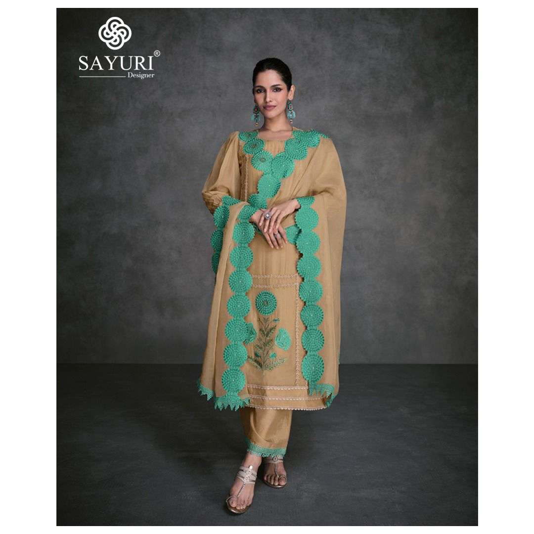 SAYURI DESIGNER PRESENTS NEW CATALOUGE NAZIA 