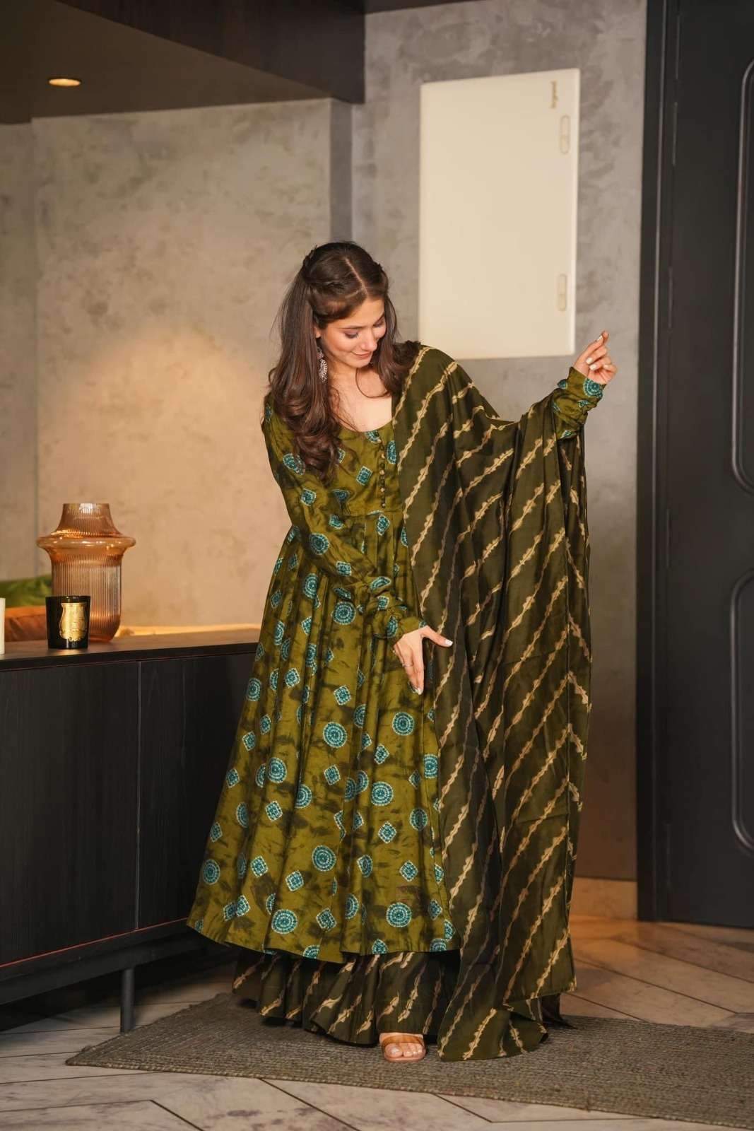 LUCACCI DESIGNER PRESENTS NEW CATALOUGE SHAGUN DESIGN NO-1004