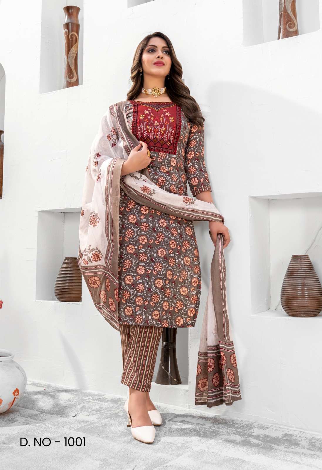 01 DESIGN SHANVI BY BAHULA 