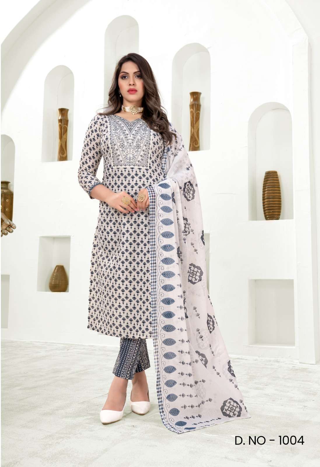 04 DESIGN SHANVI BY BAHULA 