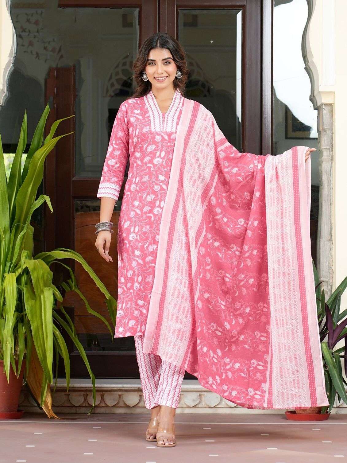 KK-06 AR 3 PIECE CONCEPT STRAIGHT CUT KURTI PANT WITH DUPATTA