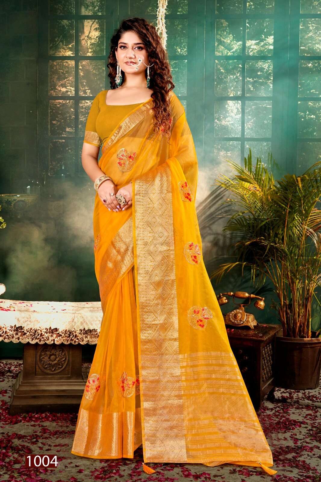 LAILA VOL-1 BY SAROJ SAREES