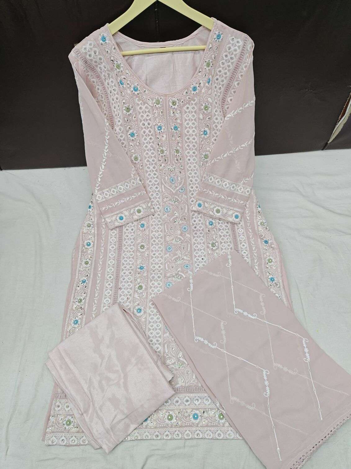 PARIAN DREAM READYMADE COLLECTION BY AL-FATHIMA