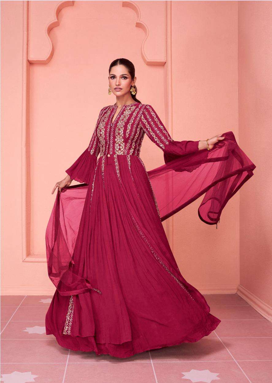 SAYURI DESIGNER PRESENTS NEW CATALOG KIARA GOLD