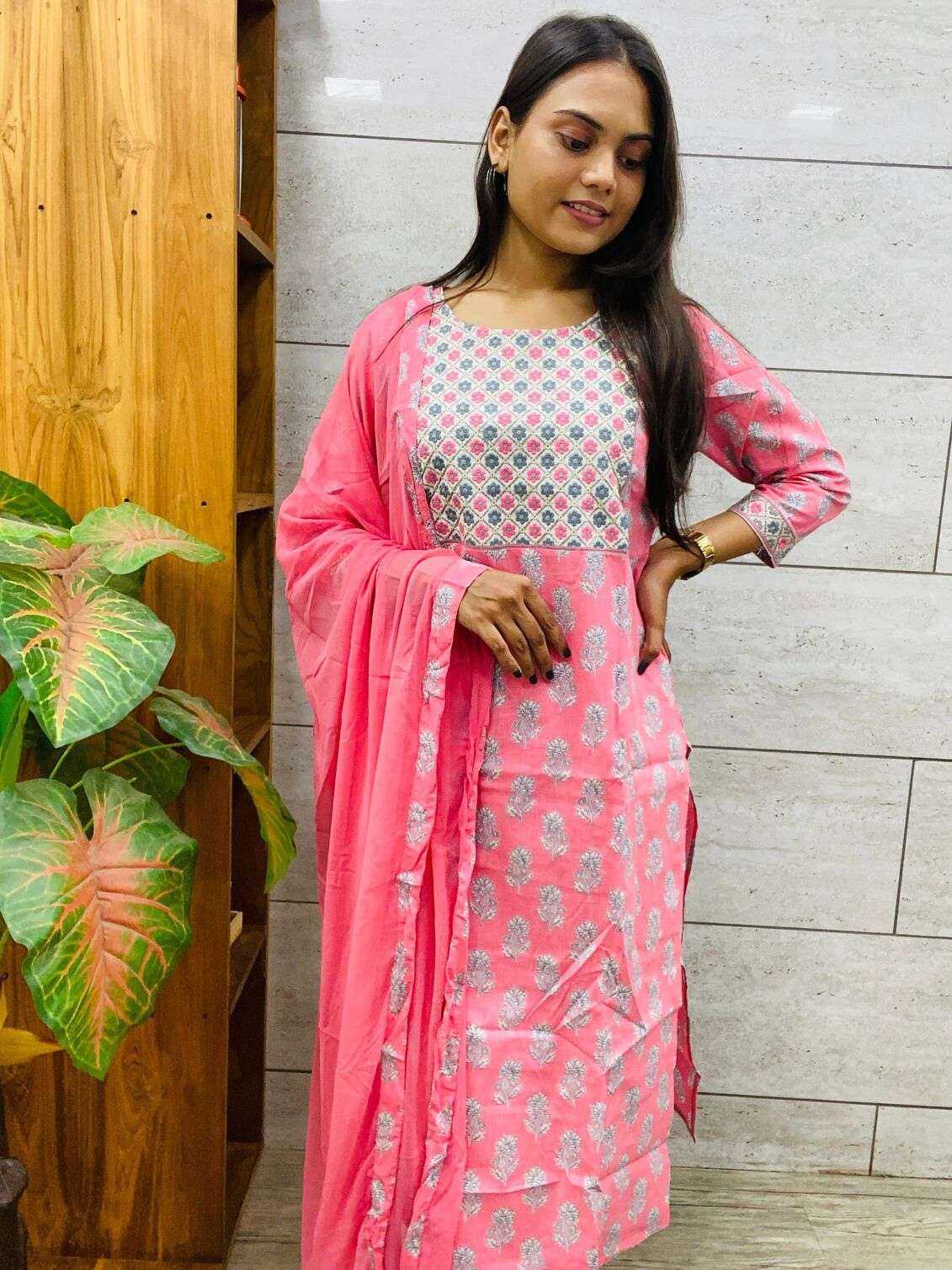 TEXOFAB LAUNCH NEW CATLOG SUMMER TWIST 