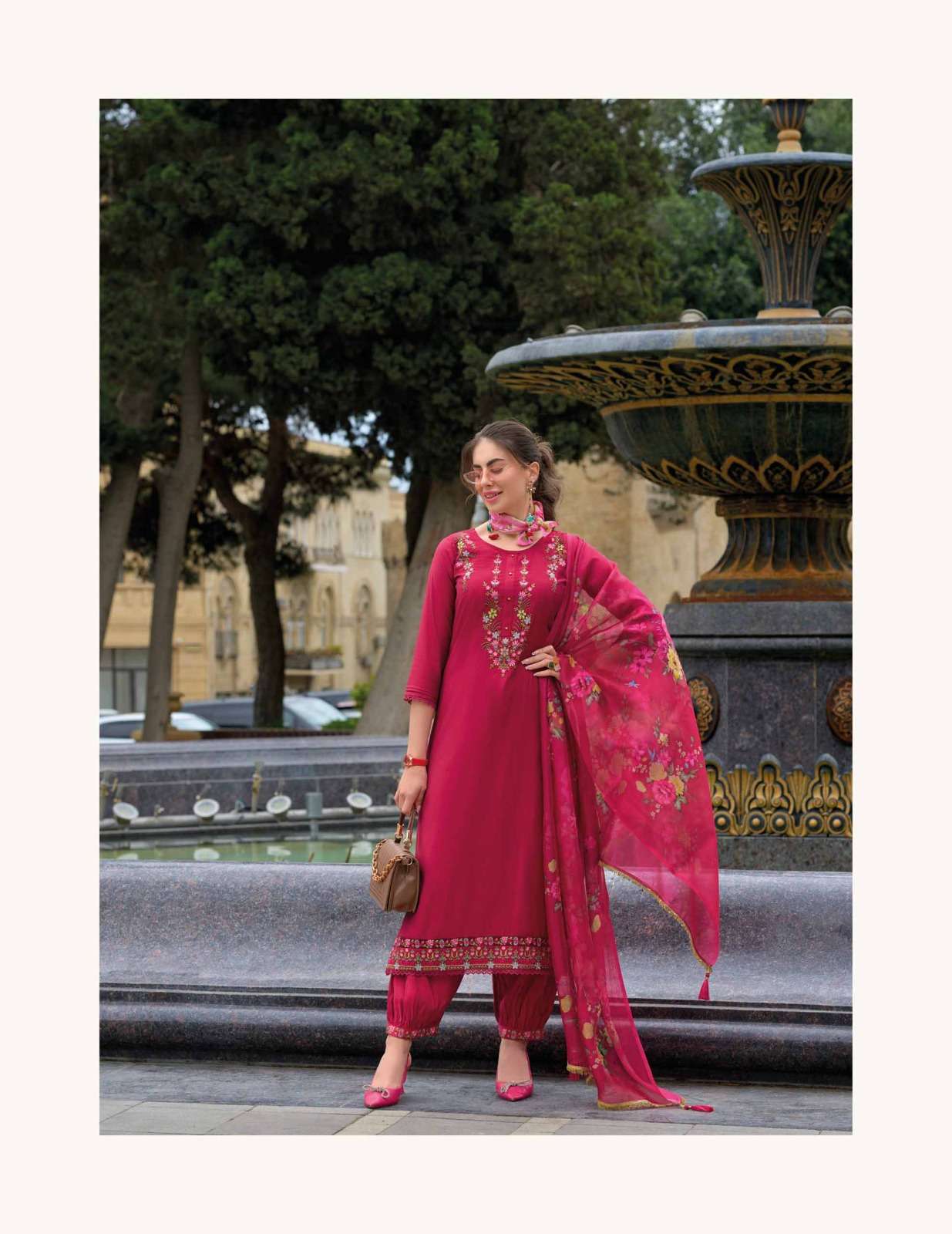 AF-20005 LL KURTI & AFGHANI STYLE BOTTOM WITH ORGANZA PRINT DUPATTA 