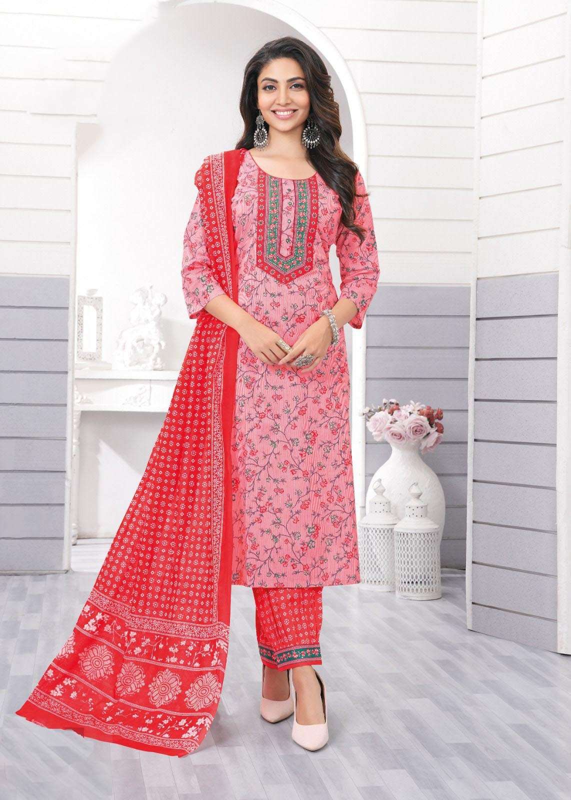 AR-7333 KA PREMIUM COTTON FULL STICHED 3 PCS PRINTED KURTI PANT WITH DUPATTA 