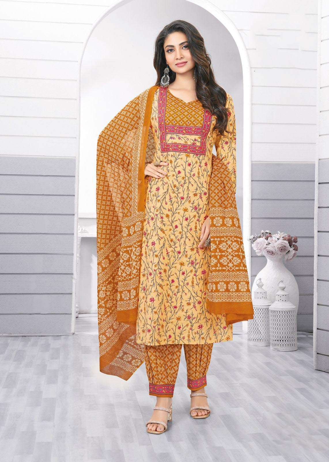 AR-7334 KA PREMIUM COTTON FULL STICHED 3 PCS PRINTED KURTI PANT WITH DUPATTA 