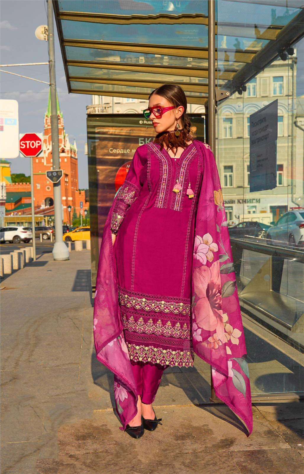 BH-7002 KL PURE VISCOSE DESIGNER FANCY THREAD KURTI PANT WITH DUPATTA 