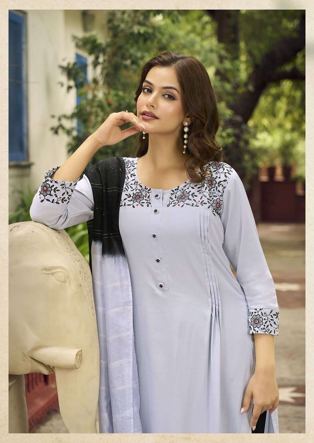 GOLDEN PEARL VOL-2 BY WOODEE PREMIUM SOFT MUSLIN THREAD WORK 3 PCS SET 