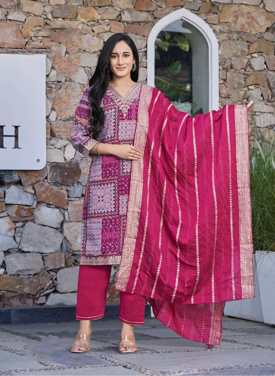 HN-16004 HE DESIGNER MODAL PRINT KURTI PANT WITH DUPATTA 