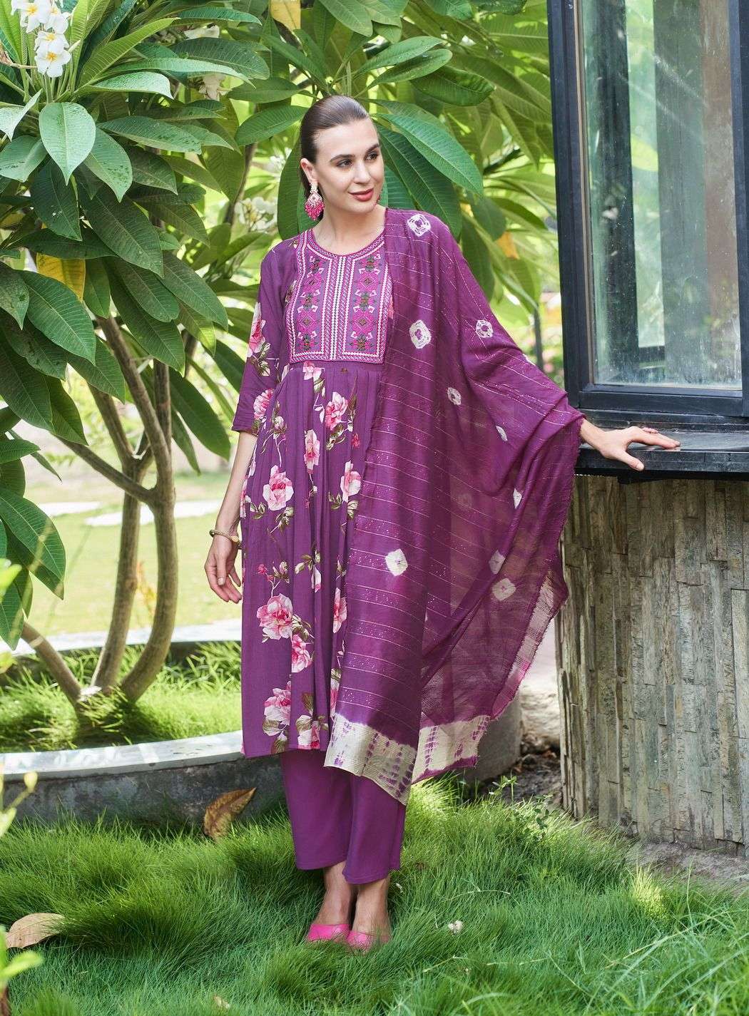 MORNI BY KUSHALS RINKLE FABRIC EMBROIDERY WORK IN NAIRA CUT STYLE 