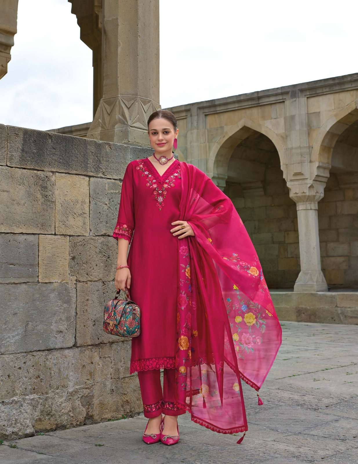 MV-20102 LL ORGANZA EMBROIDERY CUTWORK 3 PCS KURTI PANT WITH DUPATTA 