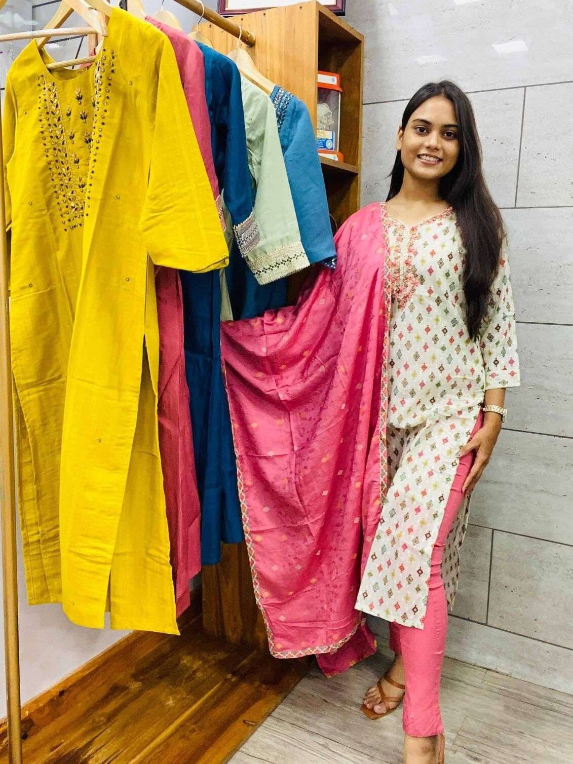 NZ-105 TF DESIGNER EMBROIDERY WORK KURTI PANT WITH DUPATTA 